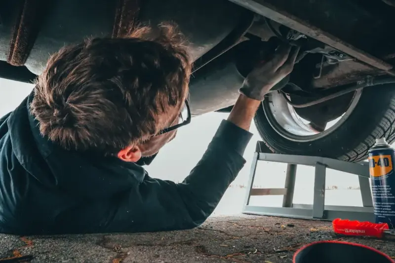 Mechanik samochodowy – człowiek od zadań specjalnych